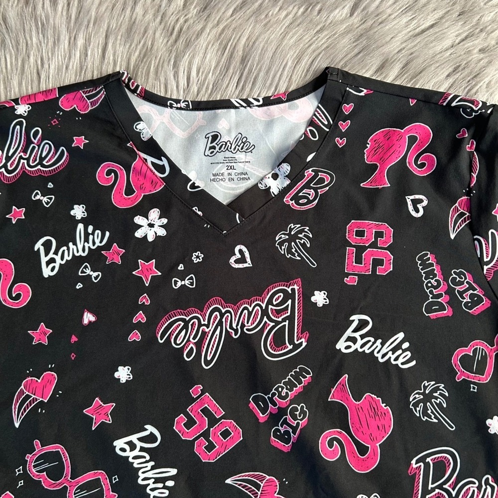 Barbie Scrub Top Womens Size 2XL Black Pink Short Sleeve Work Shirt - Picture 2 of 5